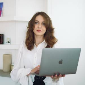 Спикер Олександра Хілова